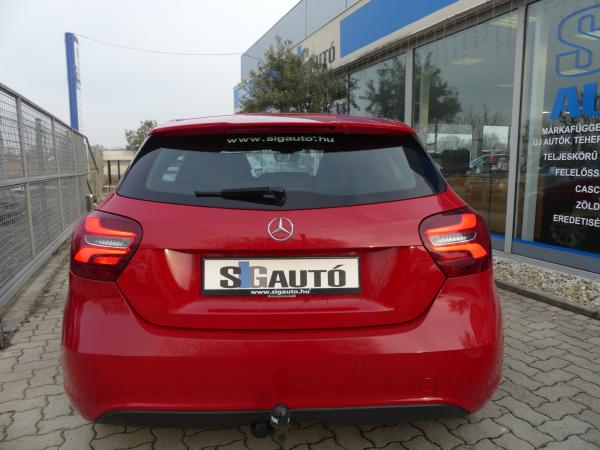 MERCEDES-BENZ A 180 d Sport.Led.Navi.PDC.D.Klima.V.Horog.Bőr