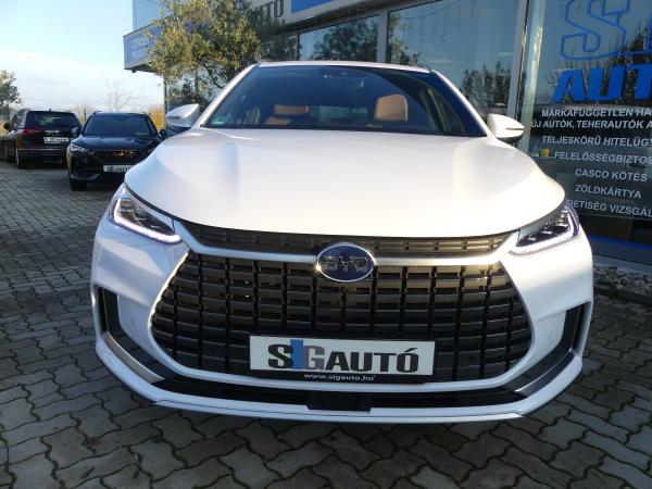 BYD TANG Flagship 108,8 kWh (7 személyes ) Gyári garanciális.Pan.Te.Led.360 Kamera.D.Klima.Űl.Fű./Hűtés