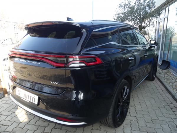 BYD TANG Flagship 108,8 kWh (7 személyes ) Pan.Te.Led.Sport.360.Kamera.22.Alu.DIRAC Sound.Bőr.Navi.D.Klima.Űl.Fű/Szel.El.Cs
