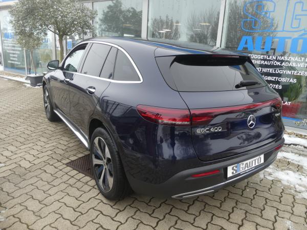 MERCEDES-BENZ EQC 400 4Matic SE Amg Line Gyári garanciális.Friss szerviz.Head Up.360.Kamera.D.Klima.Űl.Fű.Led.burmeister
