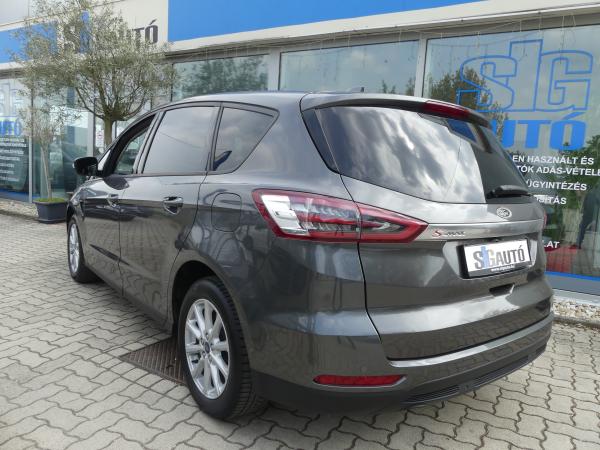 FORD S-MAX 2.0 EcoBlue Titanium [7 személy] 7Sz.Friss szerviz..Led.Kamera.D.Klima.Sport.Navi.Park.As